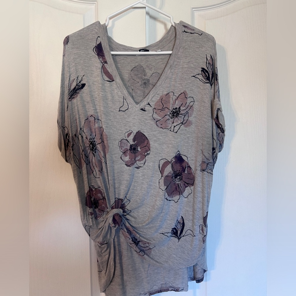Reitmans Floral T-Shirt